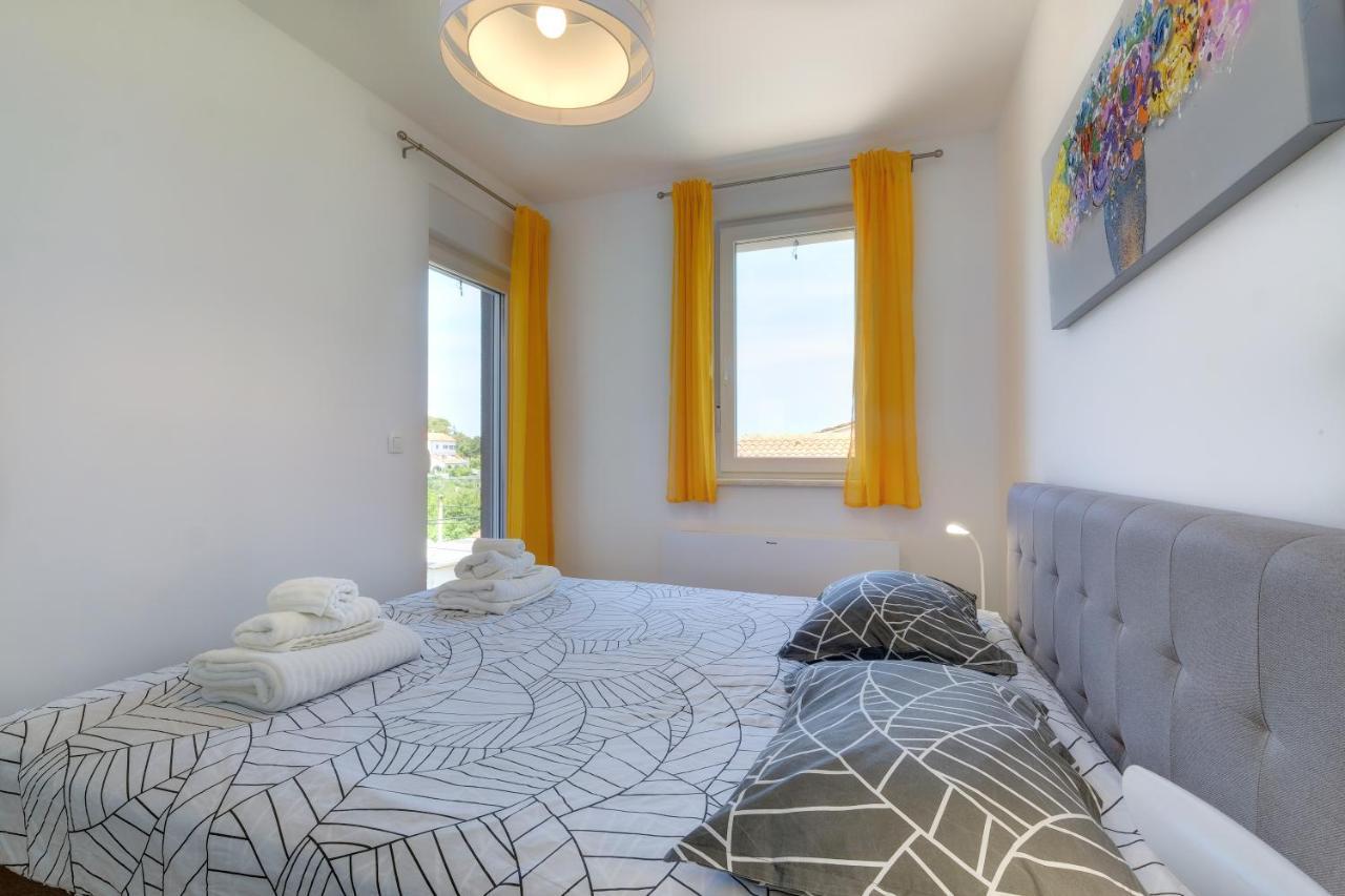 Apartments Hemetek Veli Lošinj Екстериор снимка