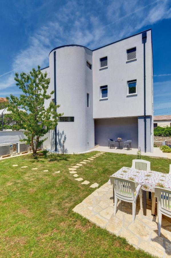 Apartments Hemetek Veli Lošinj Екстериор снимка