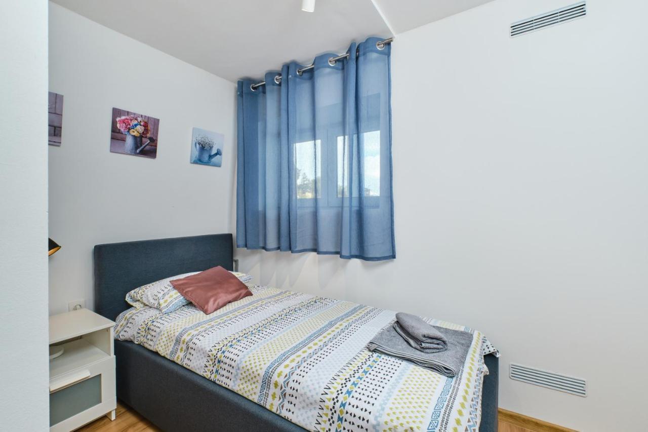 Apartments Hemetek Veli Lošinj Екстериор снимка